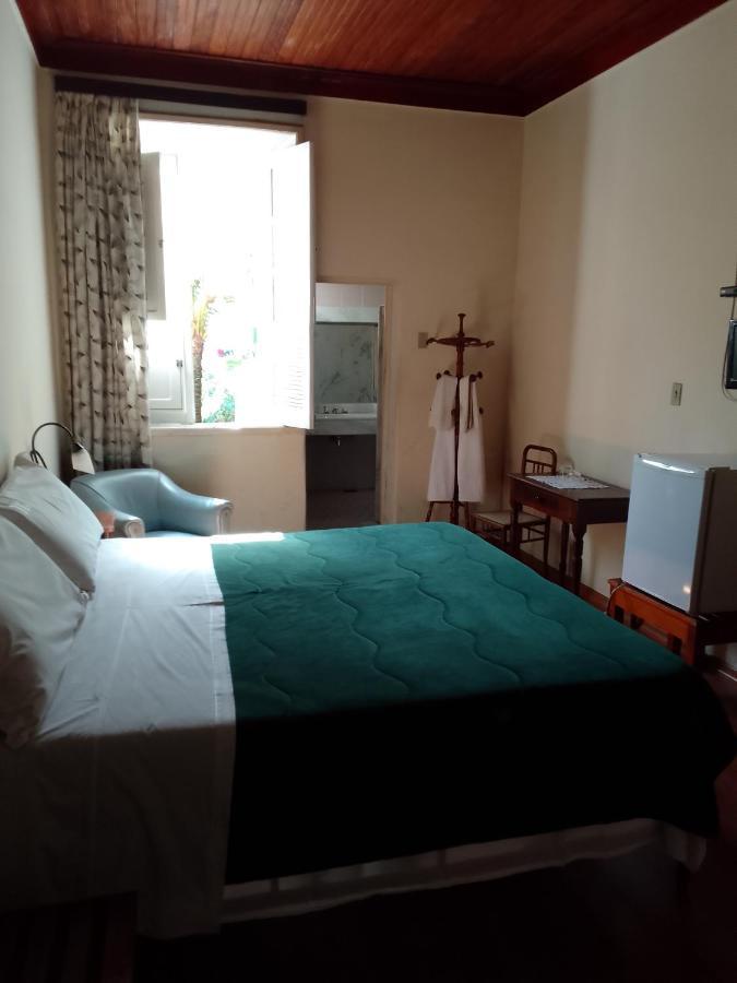 Hotel Braganca กาชัมบู ภายนอก รูปภาพ